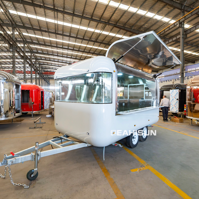 流行独特设计 16 英尺移动快餐车带设备