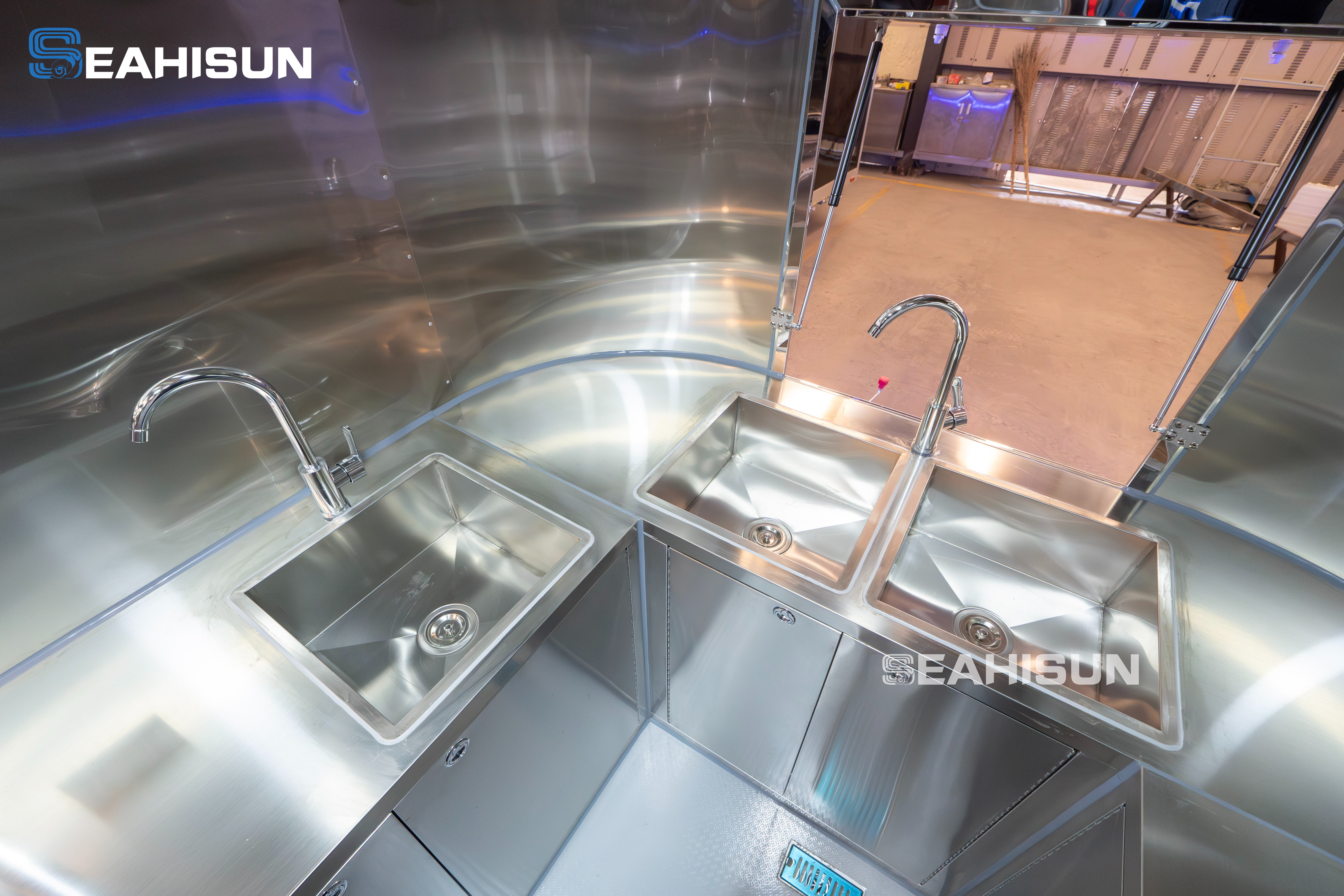 _DSC8999-已增强-NR-pictechcc-水印